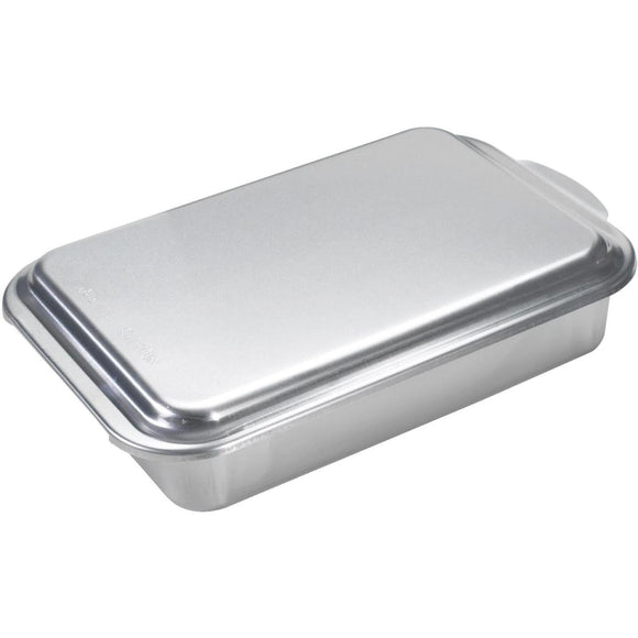 NordicWare 9 In. x 13 In. Aluminum Cake Pan with Lid
