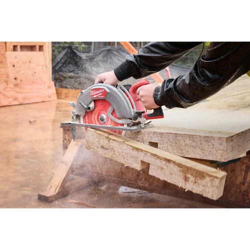 Milwaukee M18 FUEL™ 10-1/4 Rear Handle Circular Saw